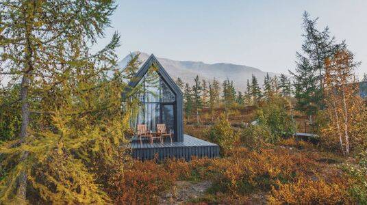 Neralah Park Hotel on the Putorana Plateau