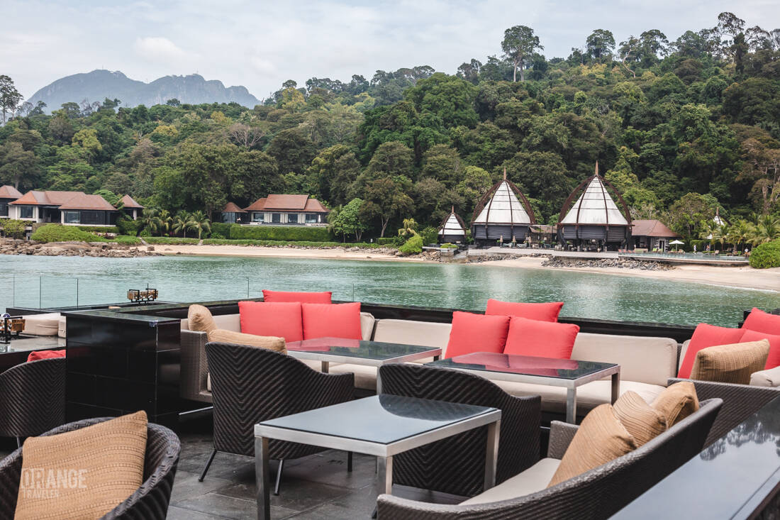 Horizon Bar at The Ritz-Carlton, Langkawi