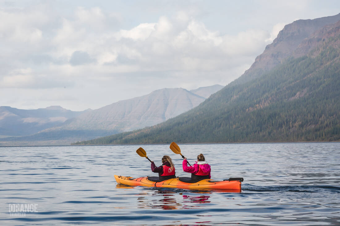 Kayaking on Lake Lama near Neralah Park Hotel