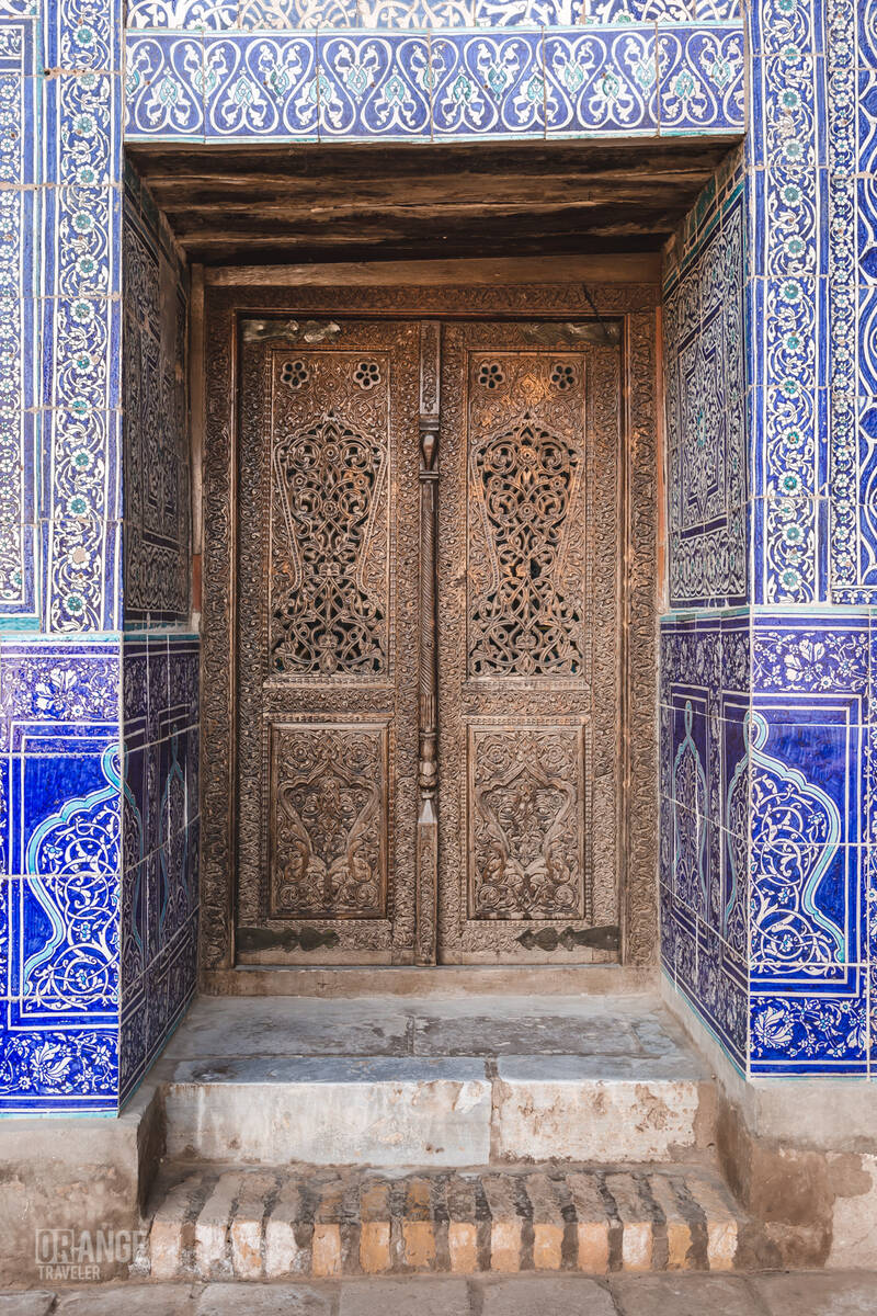 Door at Tash-Hauli Palace in Khiva