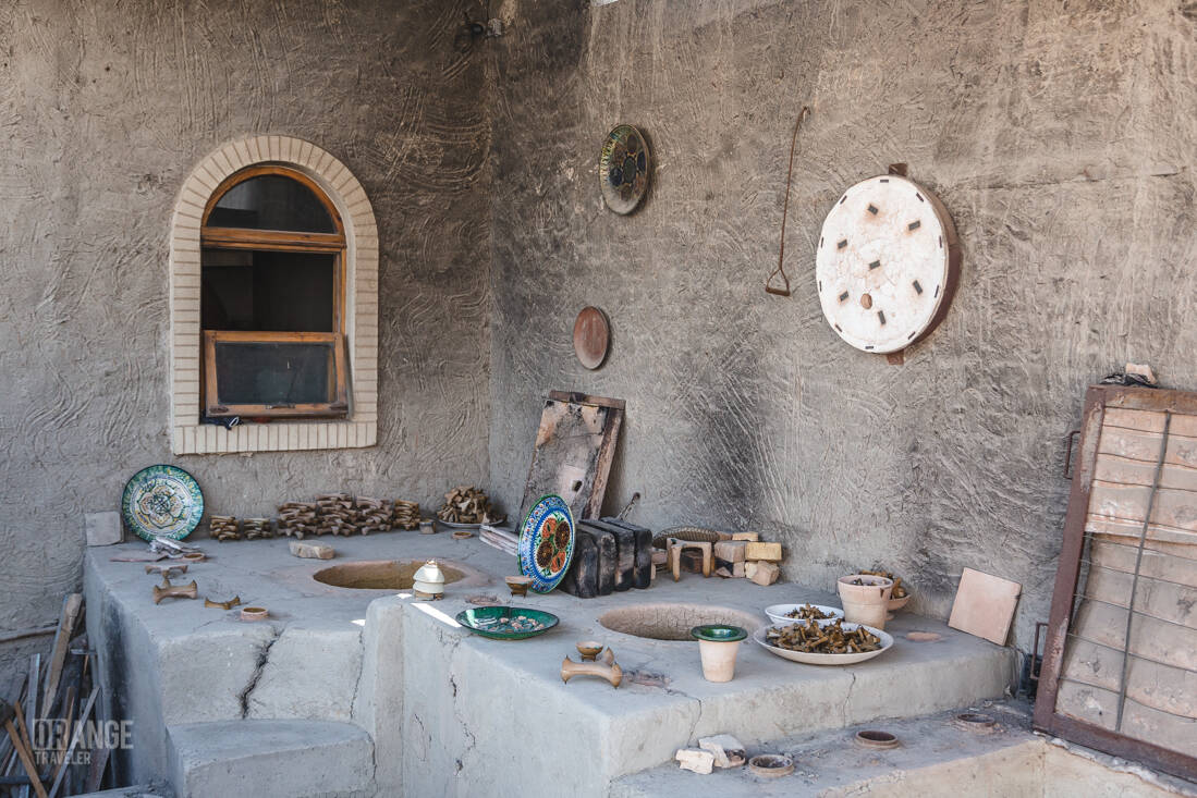 Kilns at the Narzullaev workshop