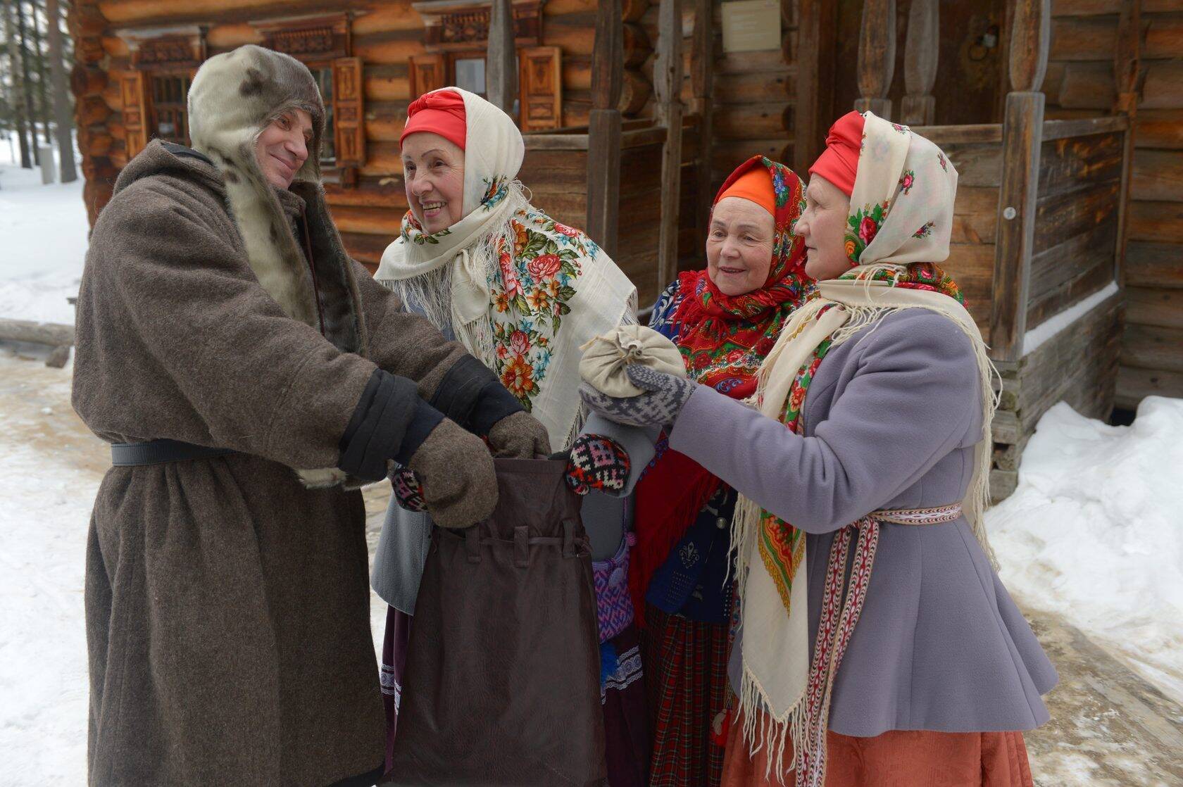 В гостях у народов России